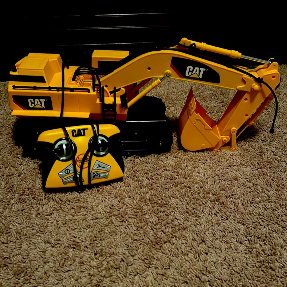 CAT excavator toy remote controlled